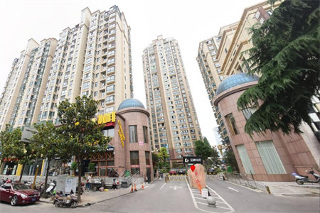 鑫园小区3室2厅2卫112.3㎡